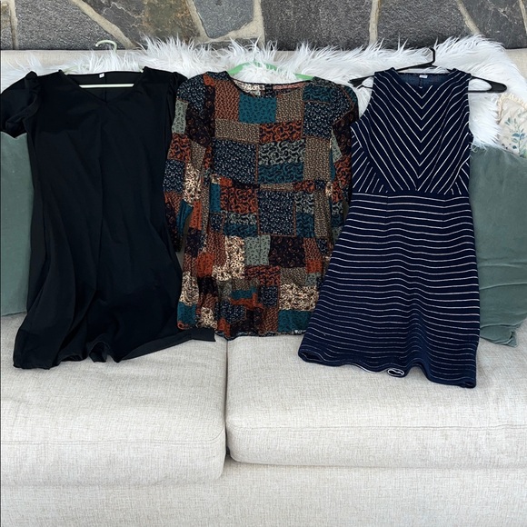 Old Navy Dresses & Skirts - Black and Multicolor Patchwork Skirt